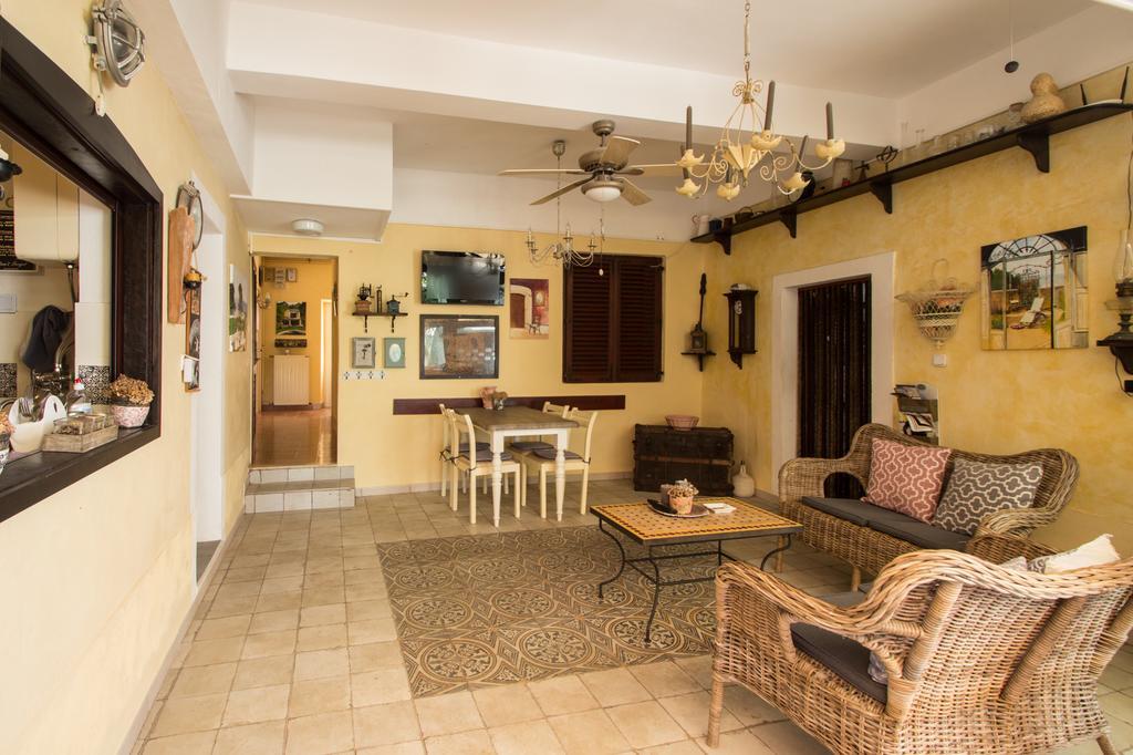 Casa Segota Hotel Veli Iž Buitenkant foto